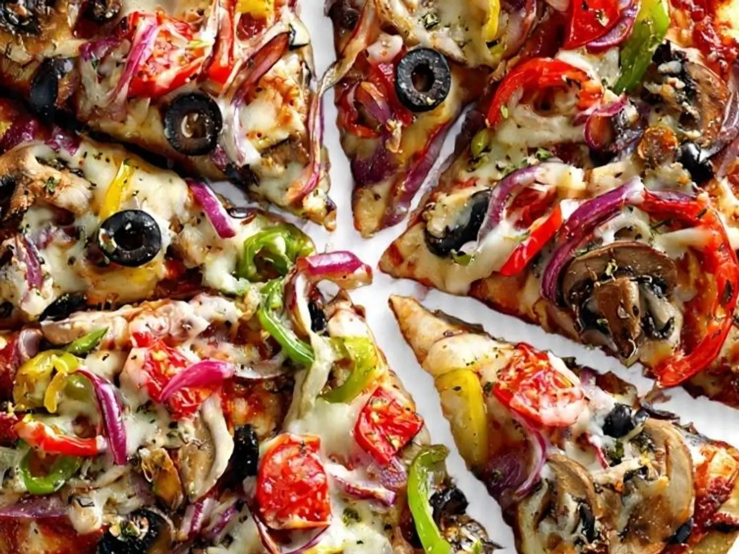Medium Vegetable Pizza