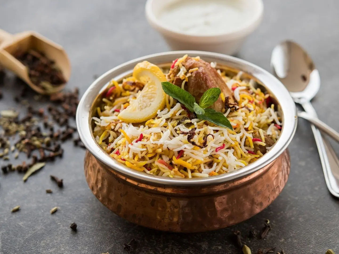 نفر رز بخاري