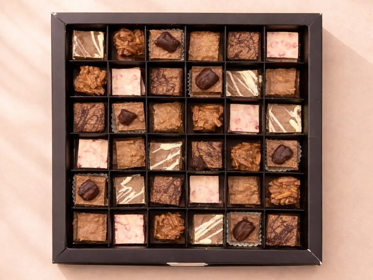 سِلاب ڤاليز علبة كبيرة