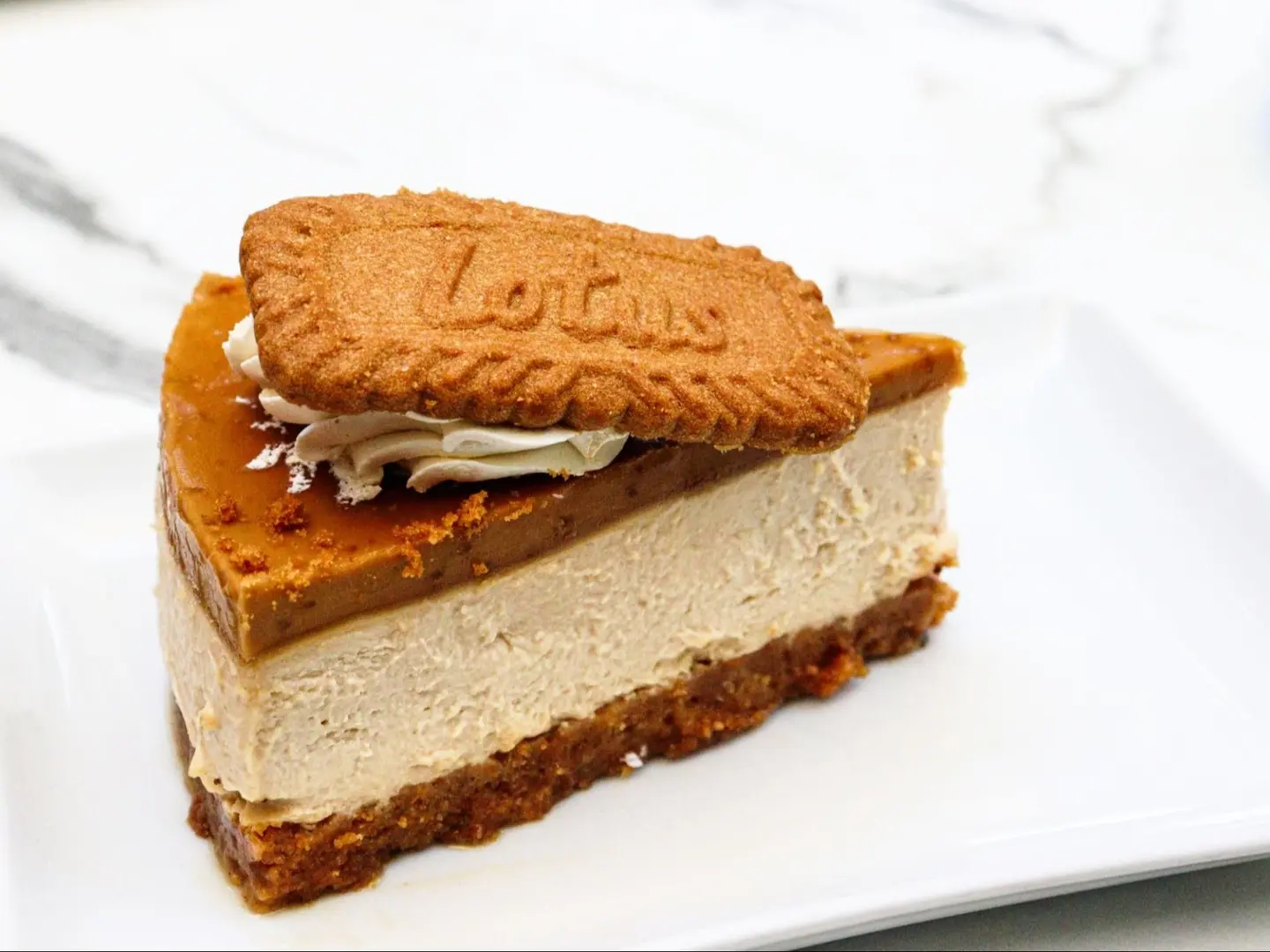 Lotus Cheesecake