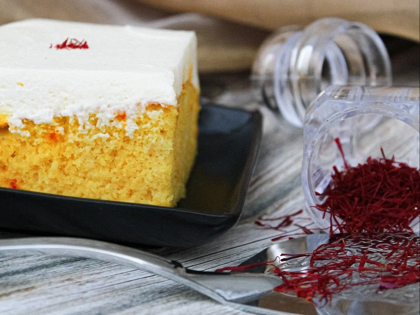 Saffron Cake