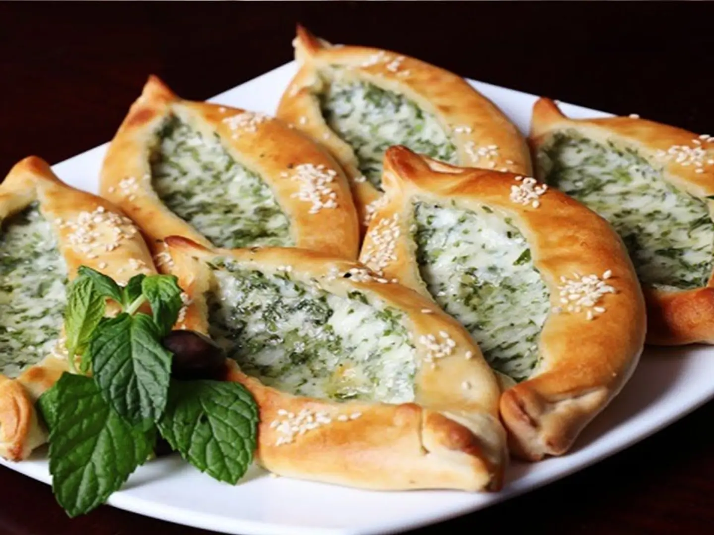 فطيرة جبنة وزعتر