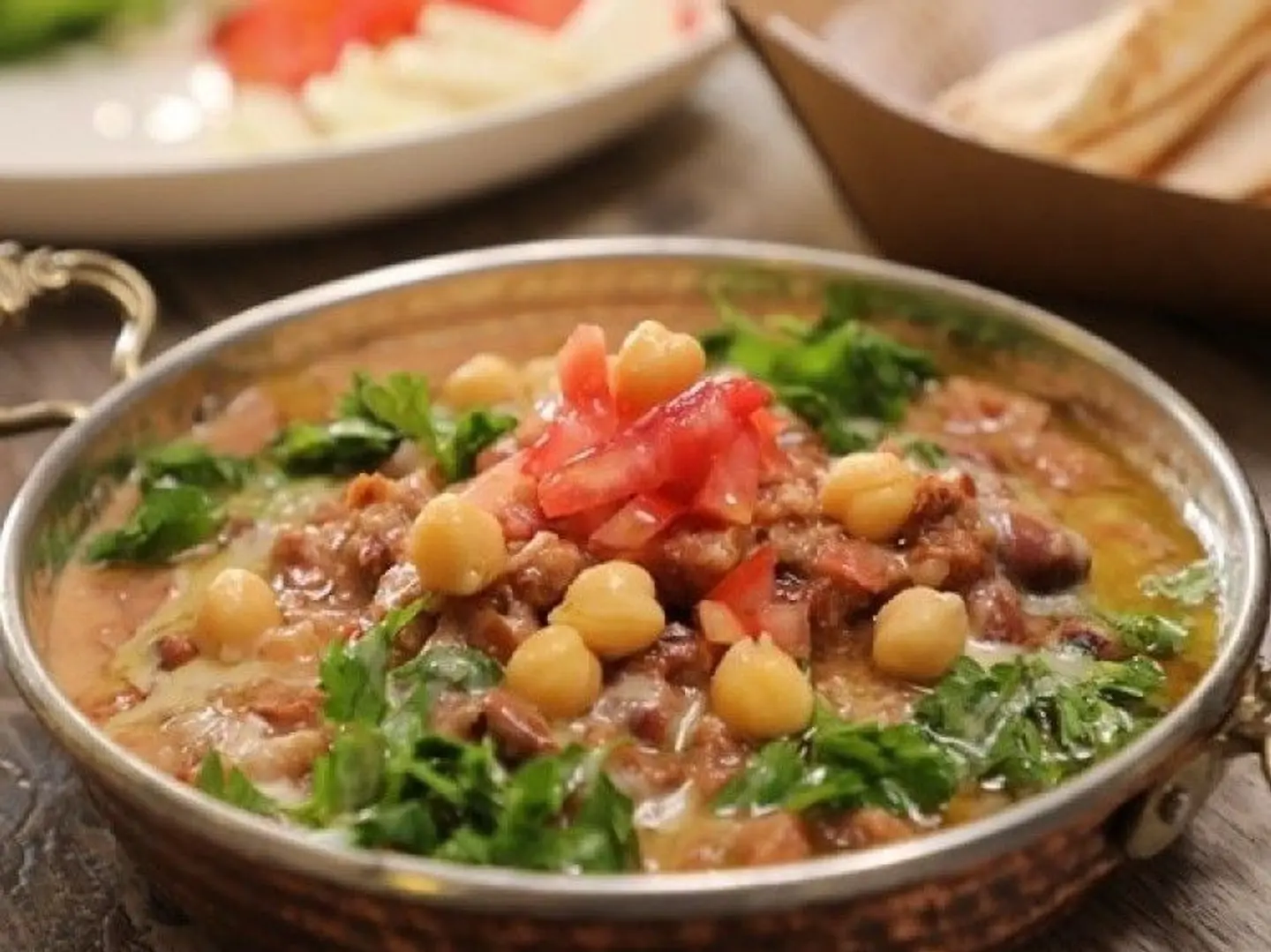 فول بالطحينية