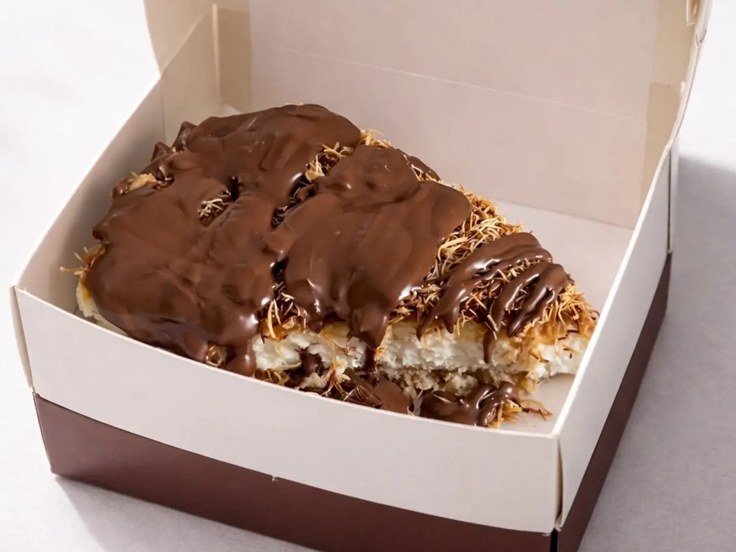 Chocolate Kunafa Cheesecake