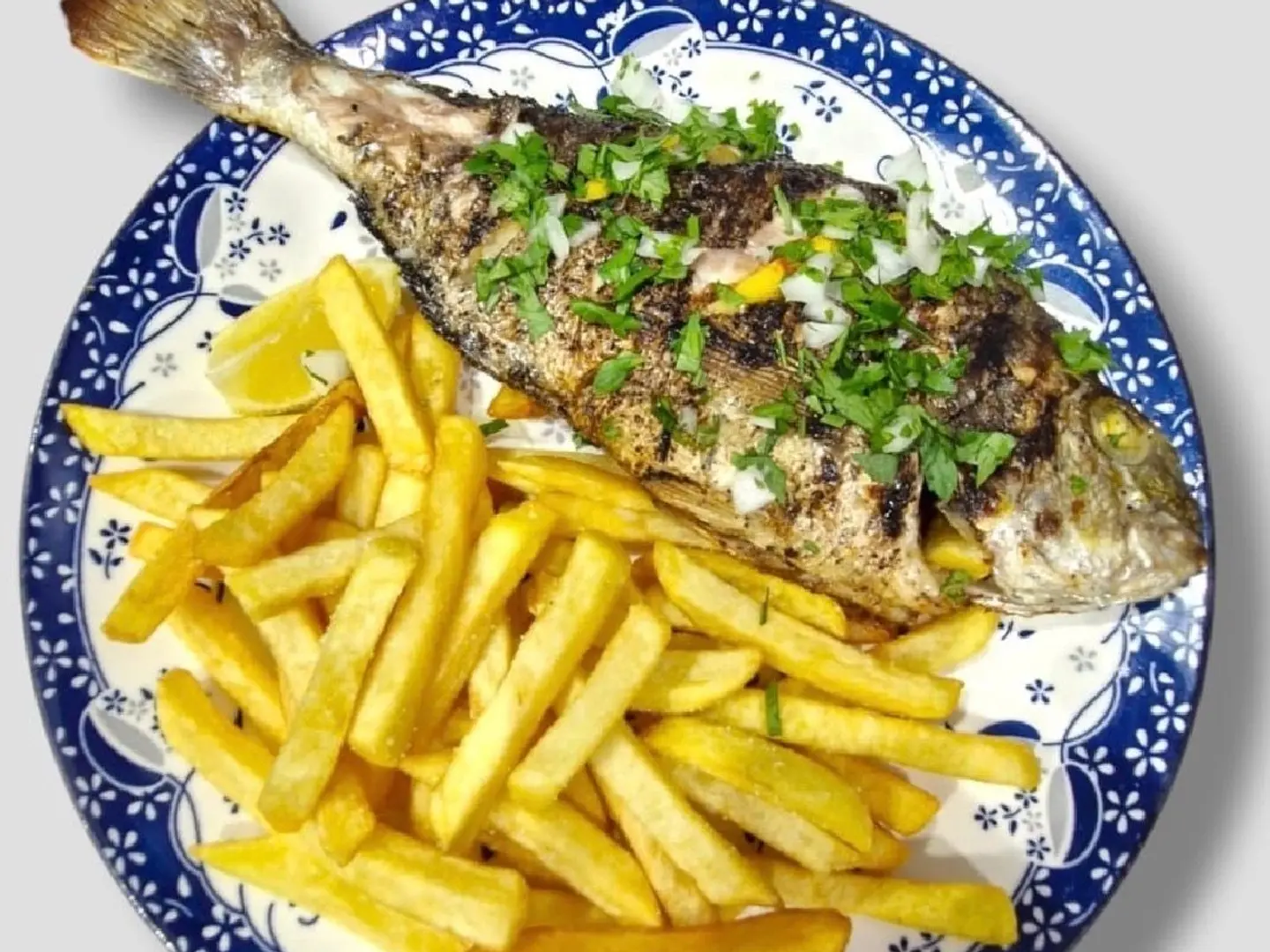 سمك مشوي