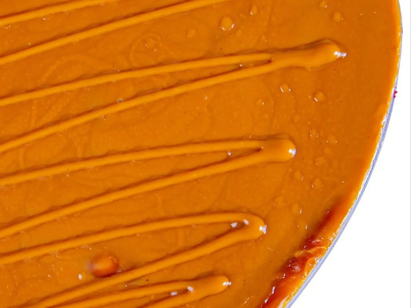 Lotus Kunafa With Lotus Sauce Heart