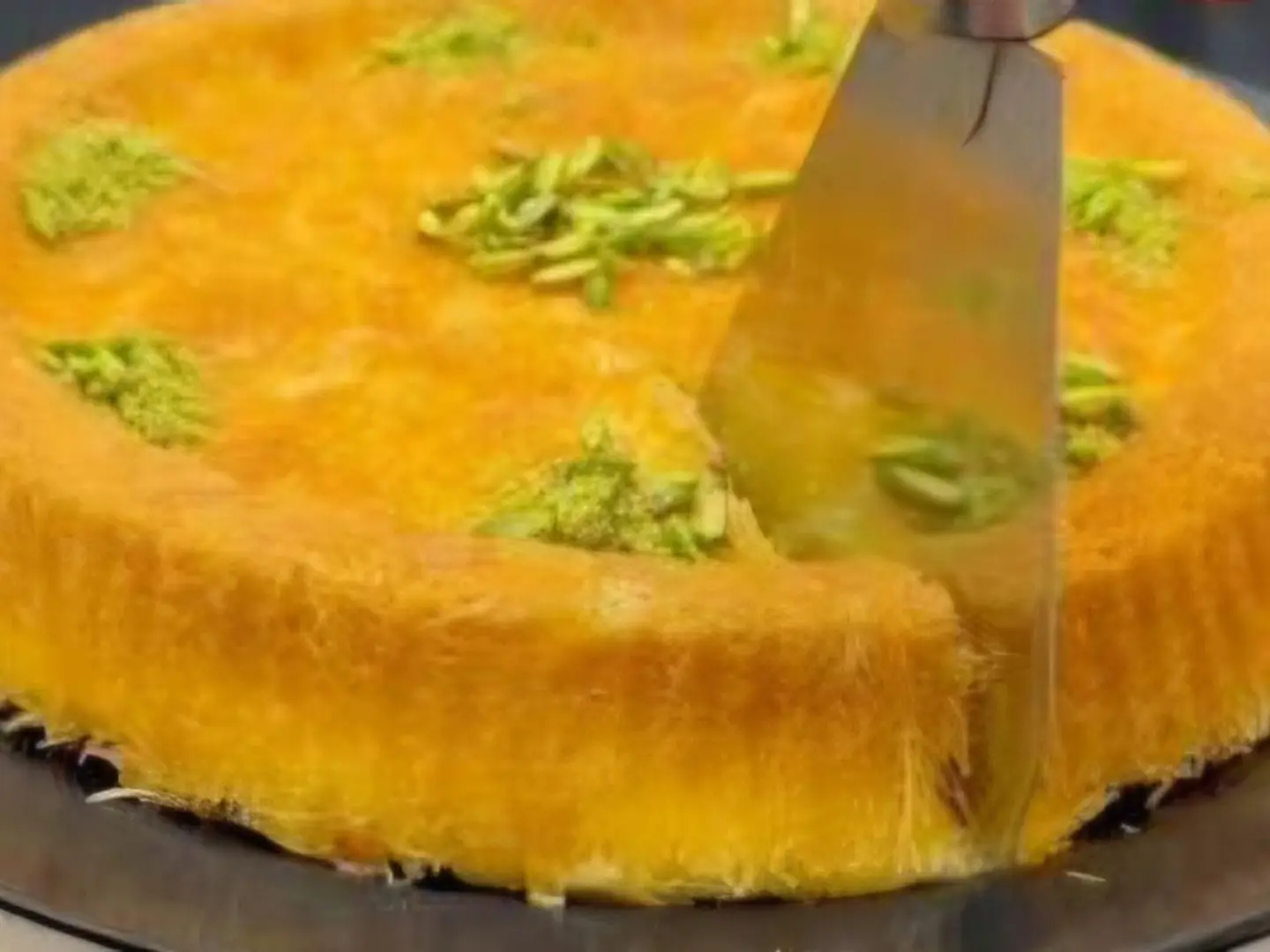 Cream Kunafa With Mocha Sauce Medium