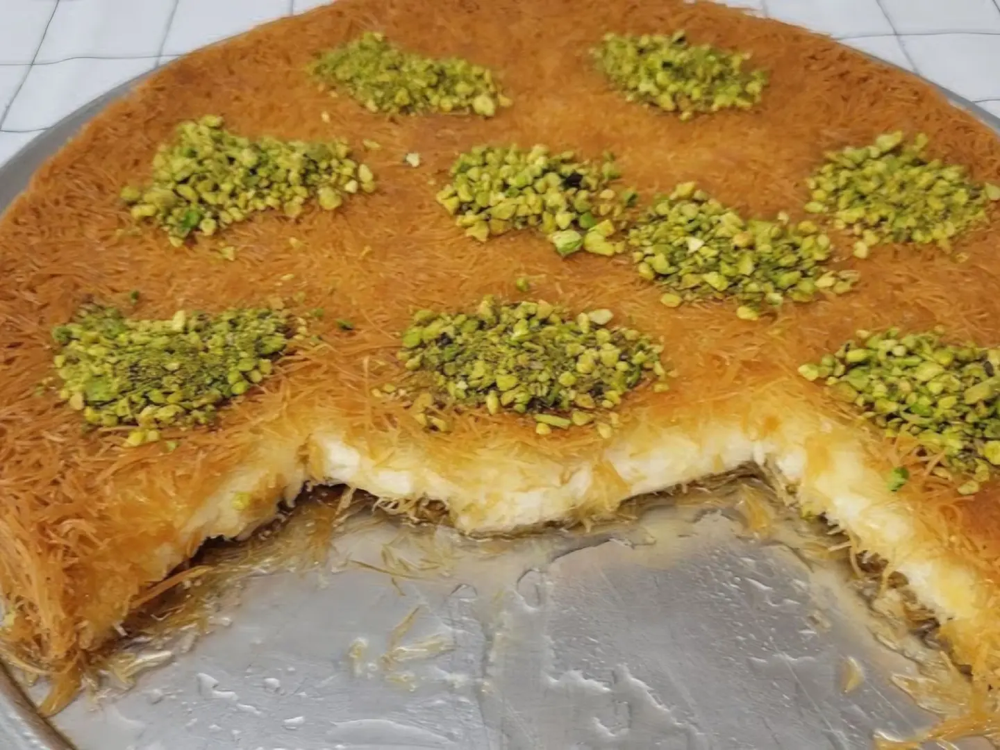 Large Cheese Kunafa With Cream