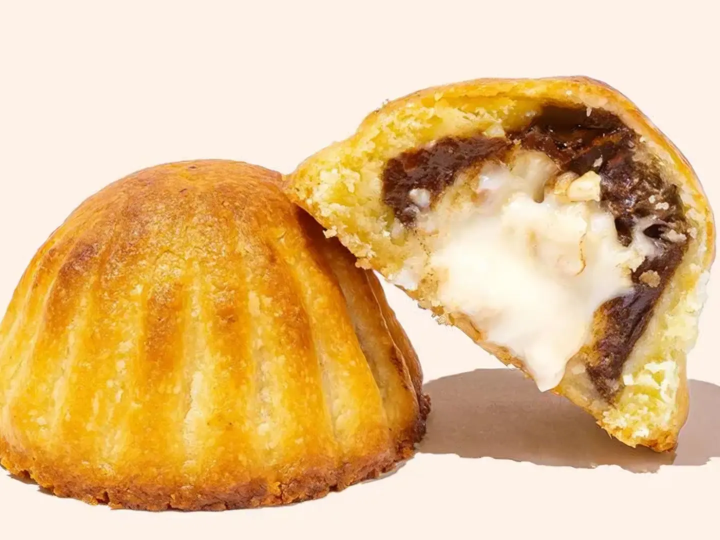 Large Date Cream Maamoul