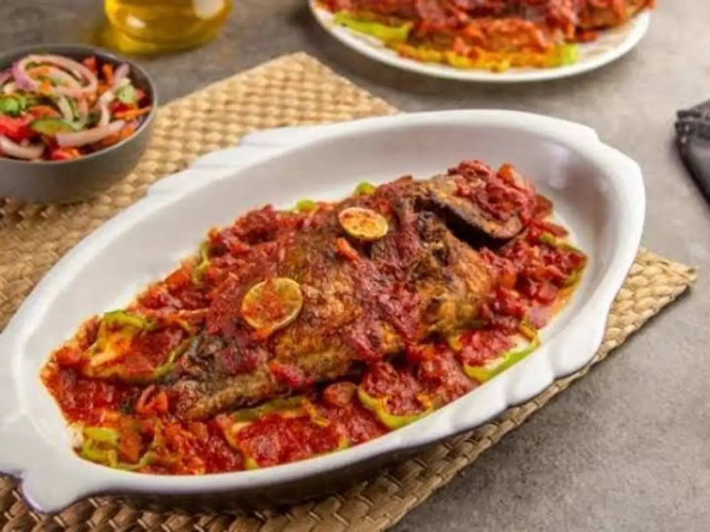 صينية سمك بلطي ٦ أشخاص