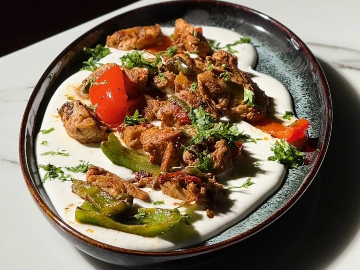 دجاج بصوص اللبن