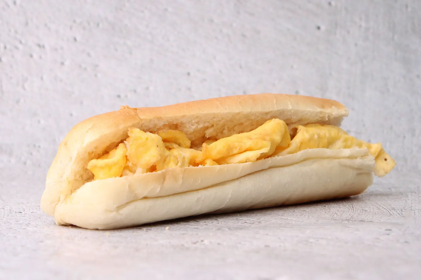 Melted Cheese Egg Sandwich