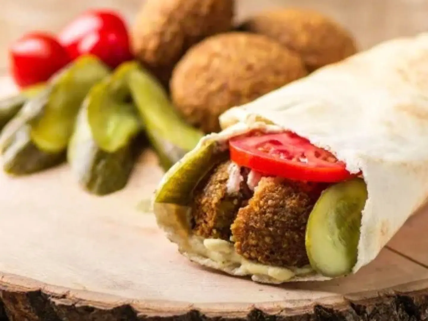 Falafil Mushkil Khubz Lubnaniin