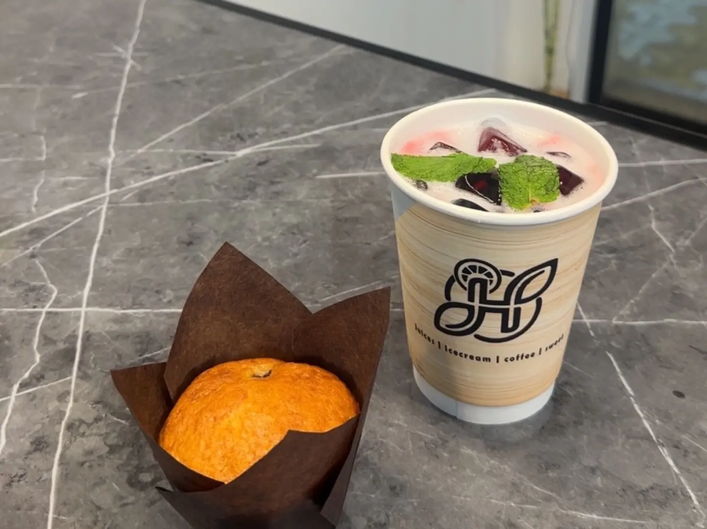 Cold Hibiscus Cup