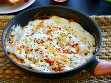 لحسه