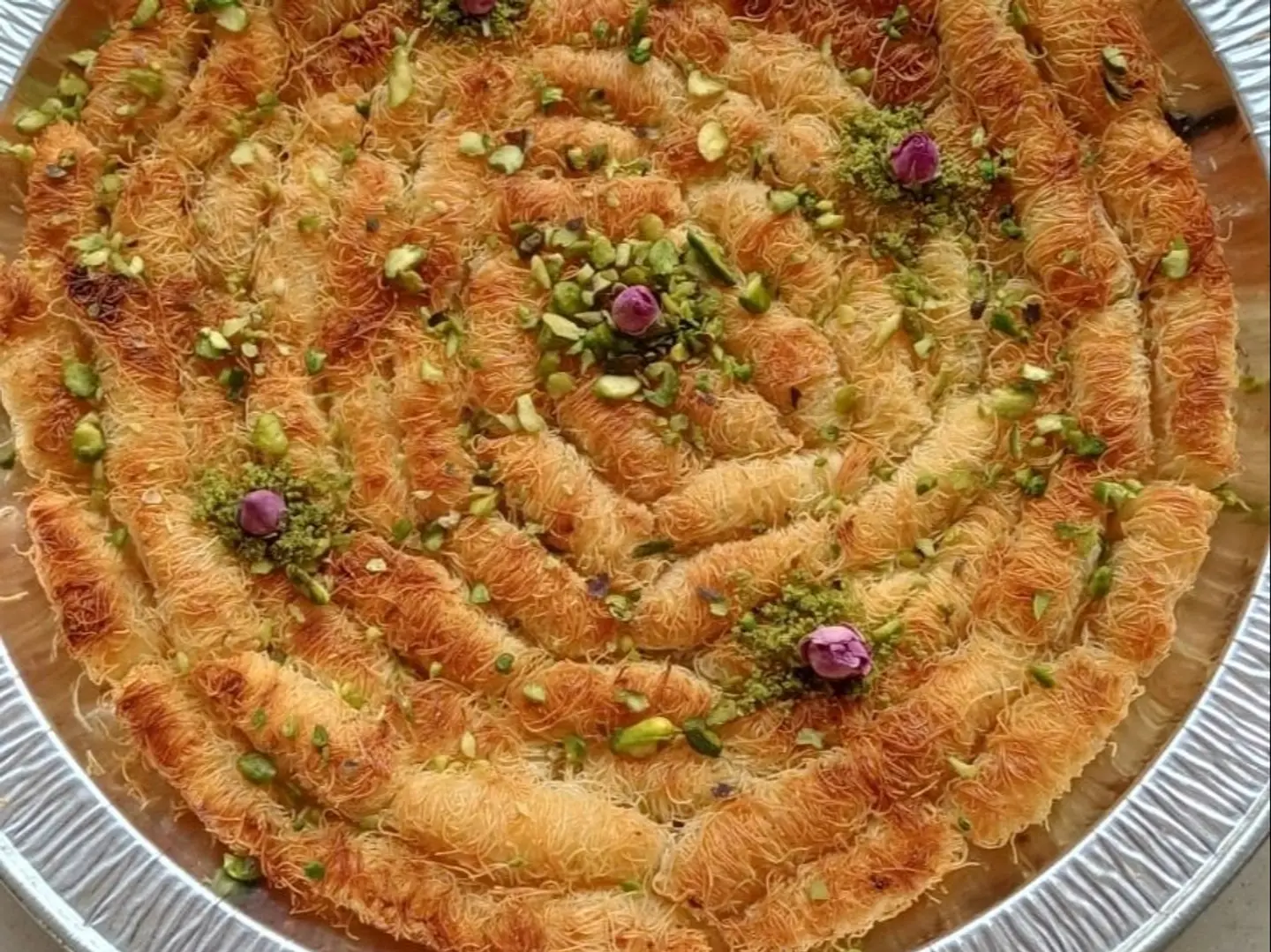 Knafeh Roll